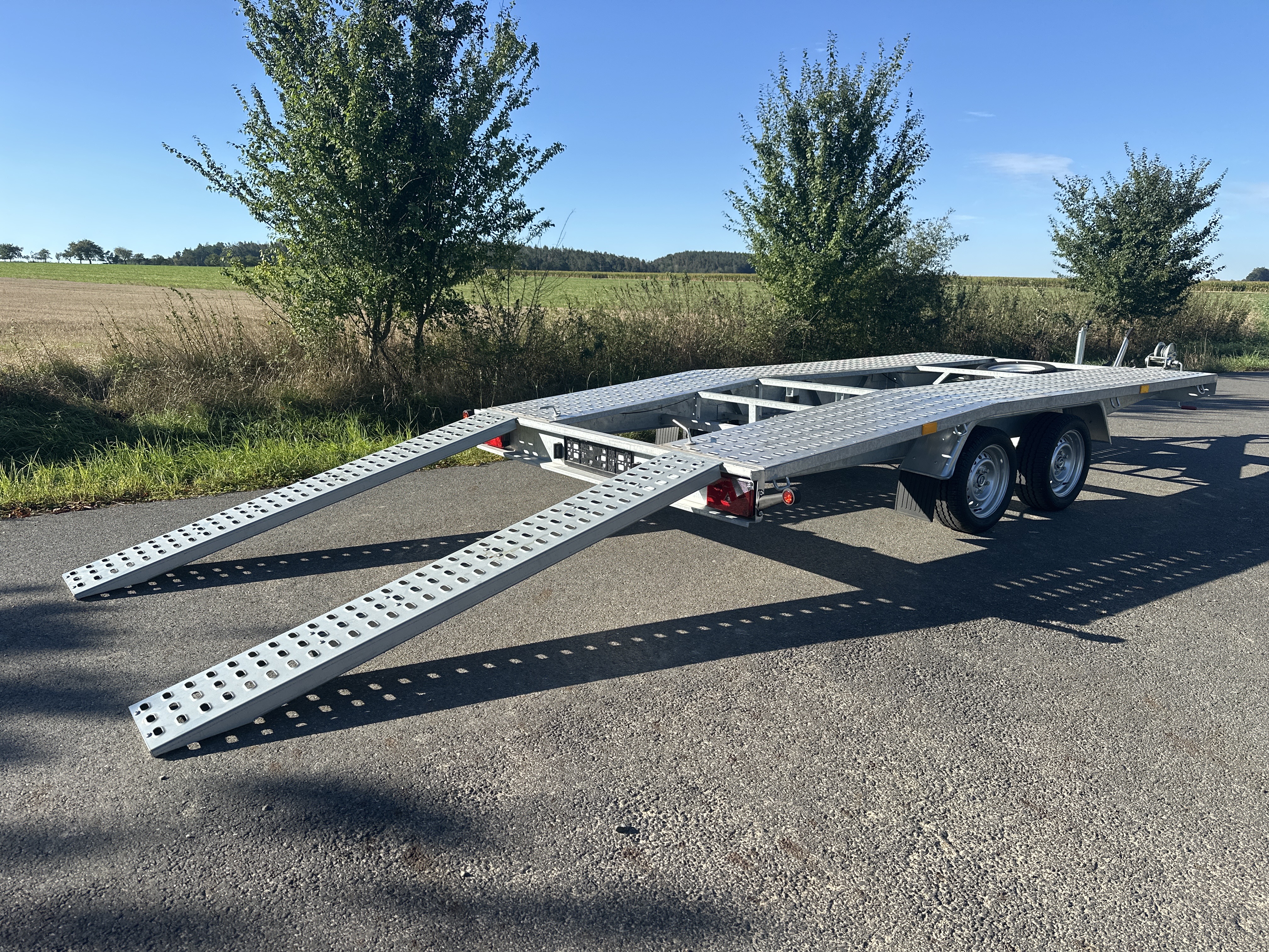 Přepravník automobilů - JUPITER - 400 x 210 cm, 2700 kg