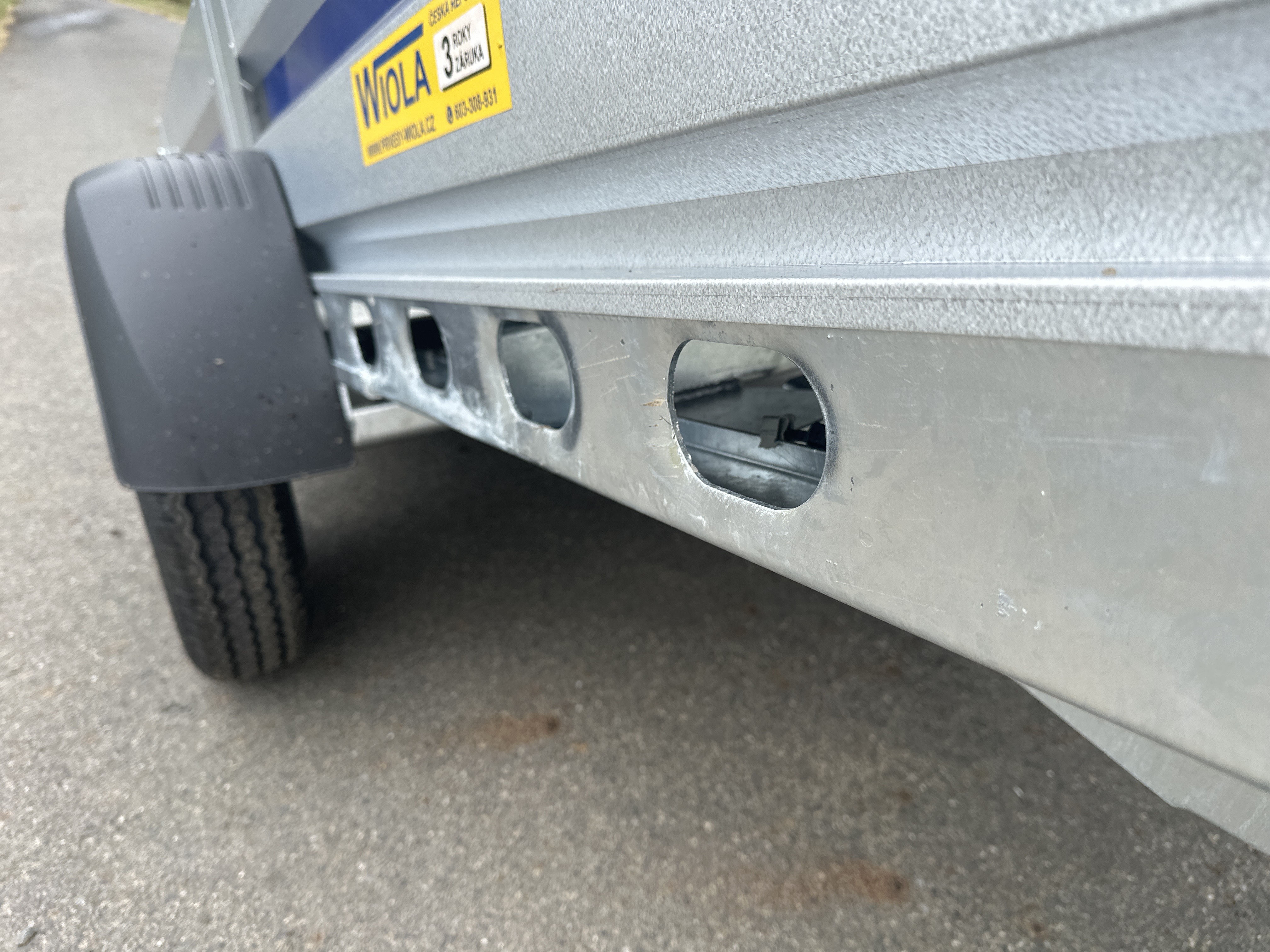 Přívěsný vozík - MAZOVIA - s nápravou AL-KO 1300 kg