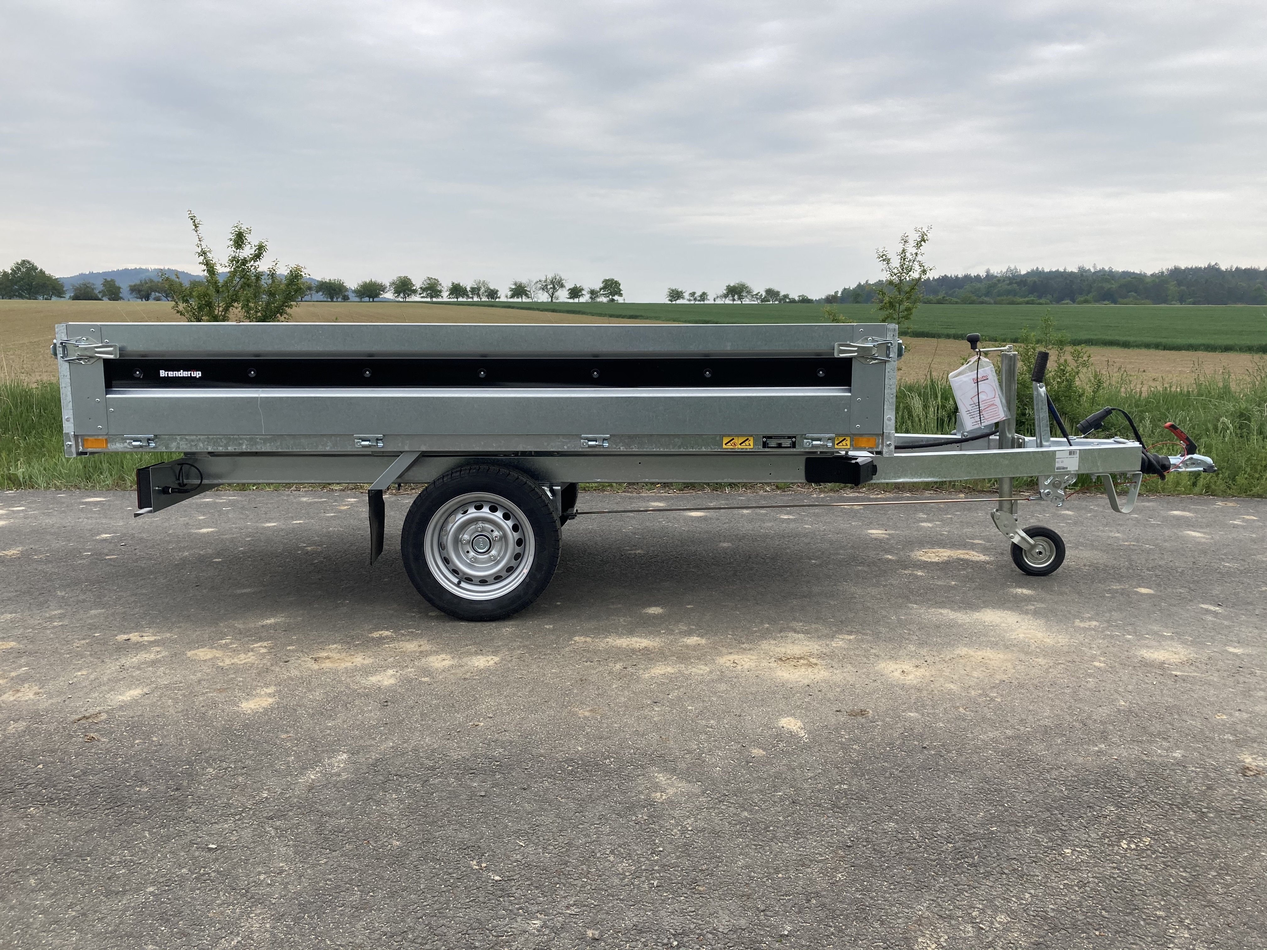 Hydraulický sklápěč Brenderup BT4260SB 1500 kg