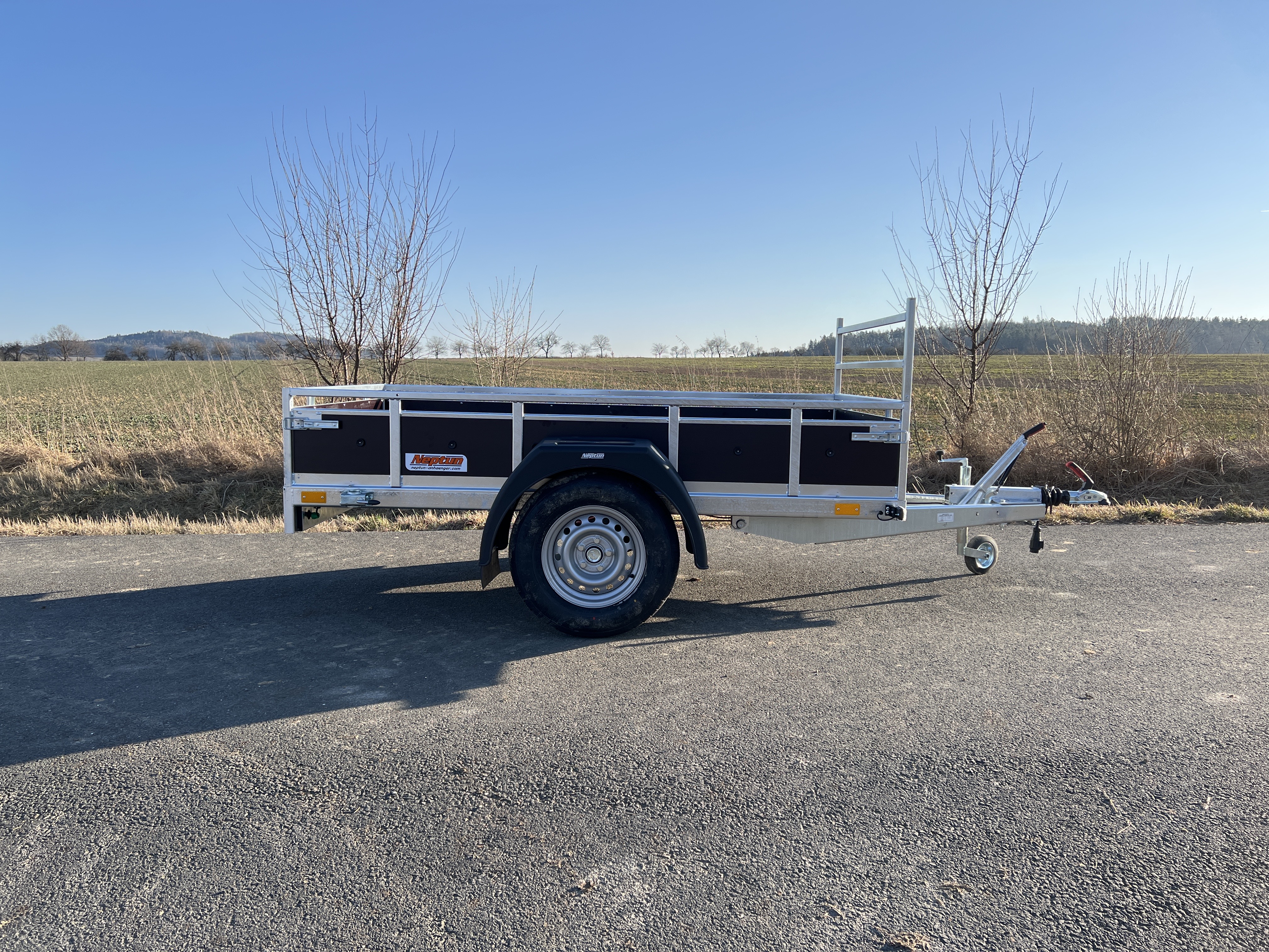 NEPTUN Trailwood - sklopný 1600 kg - 236x129x37 cm