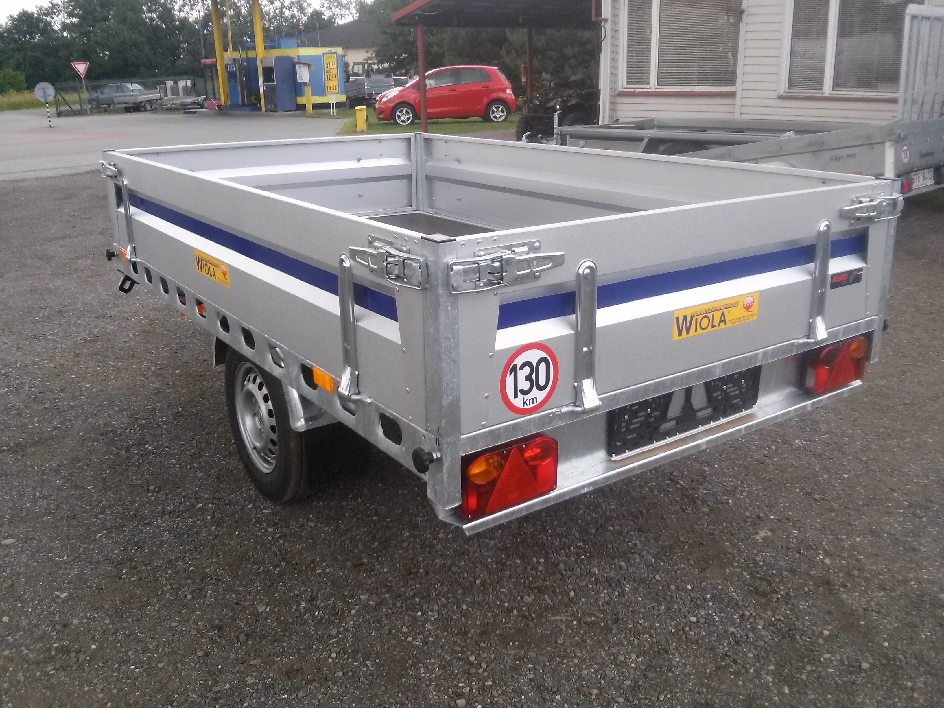 Přívěsný vozík - 1300 kg - 2500 x 1500