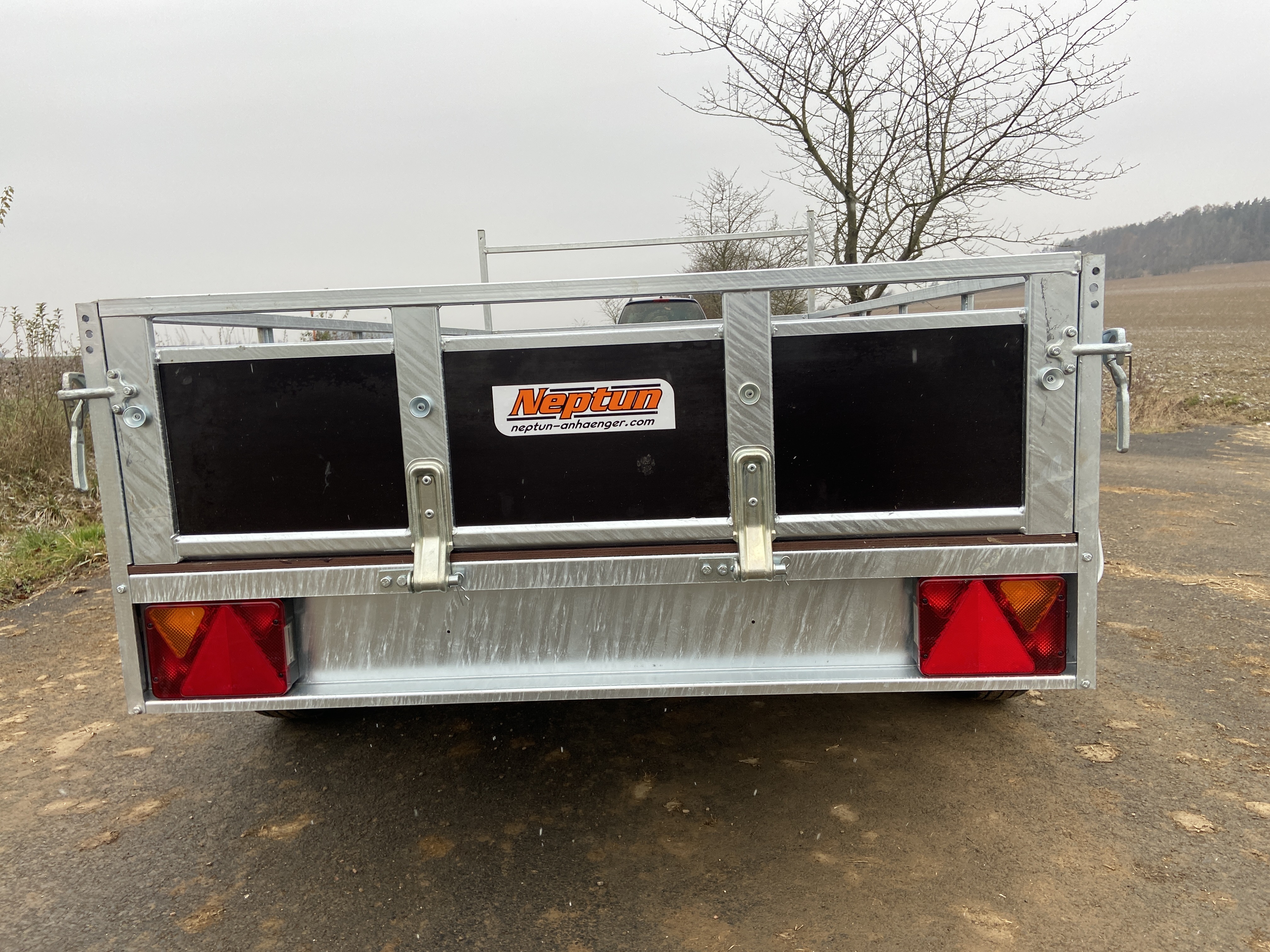 NEPTUN Trailwood - 2x 750 kg - 253x125x35,5 cm