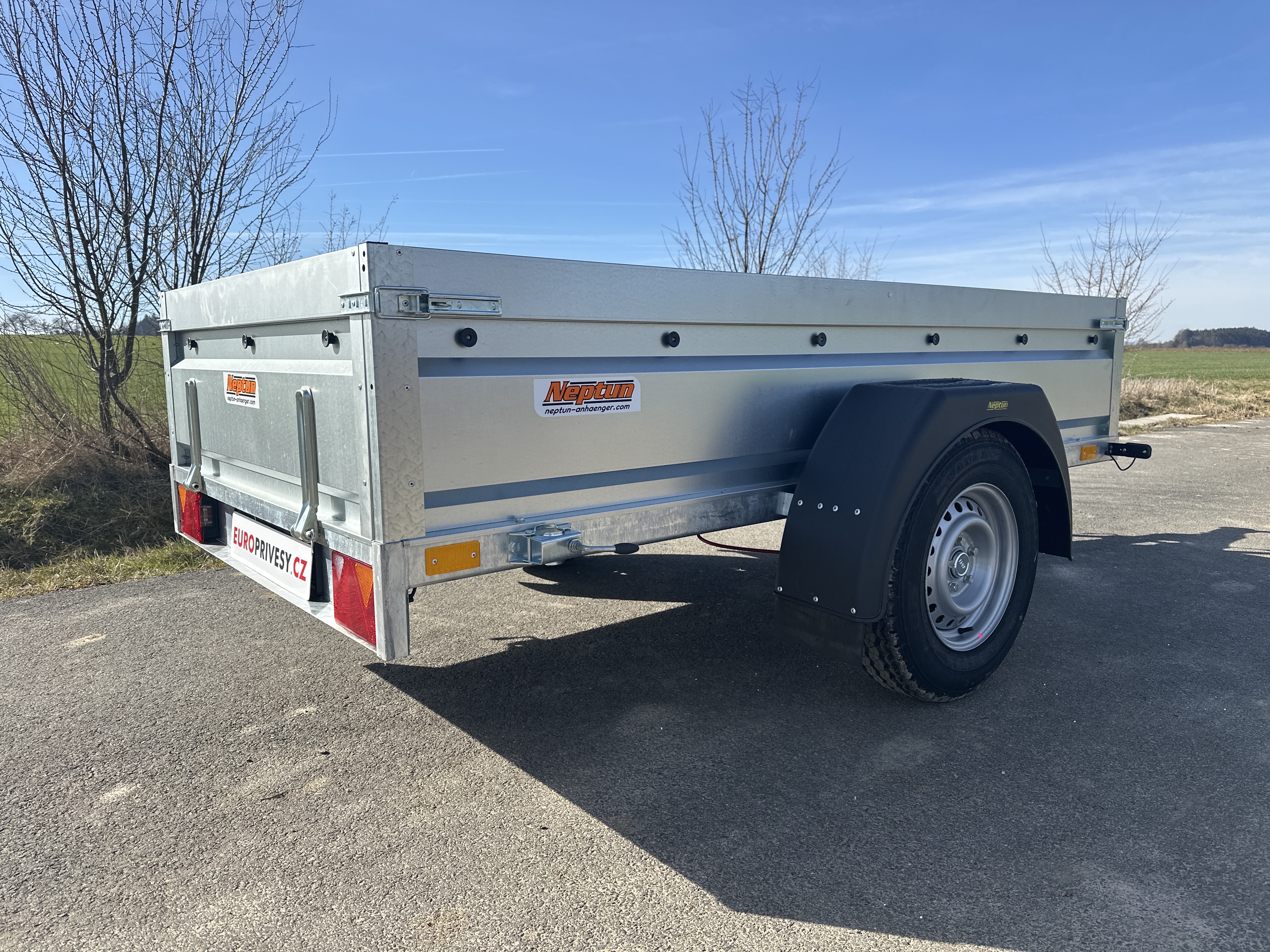 NEPTUN PRO - sklopný 1600 kg - 253x129x45 cm