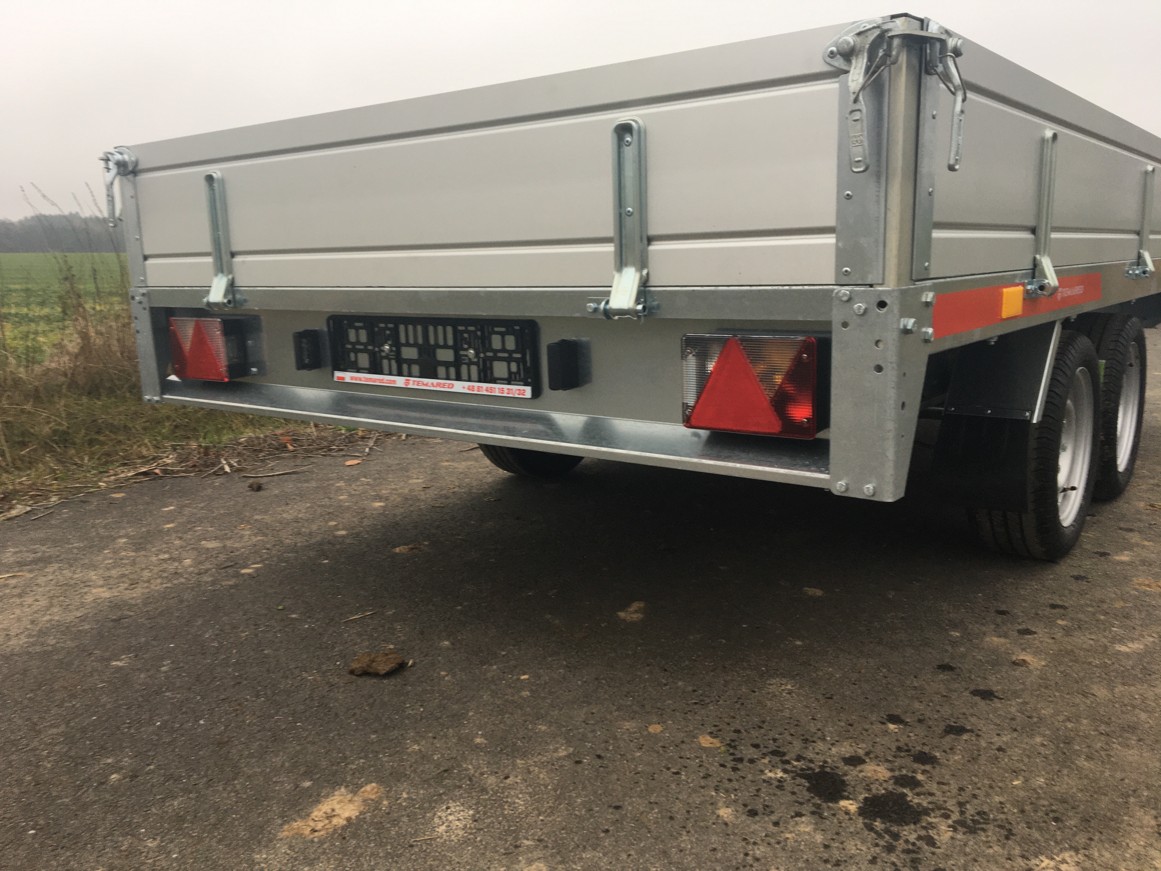 TRANSPORTER 3217/2C 2700 kg