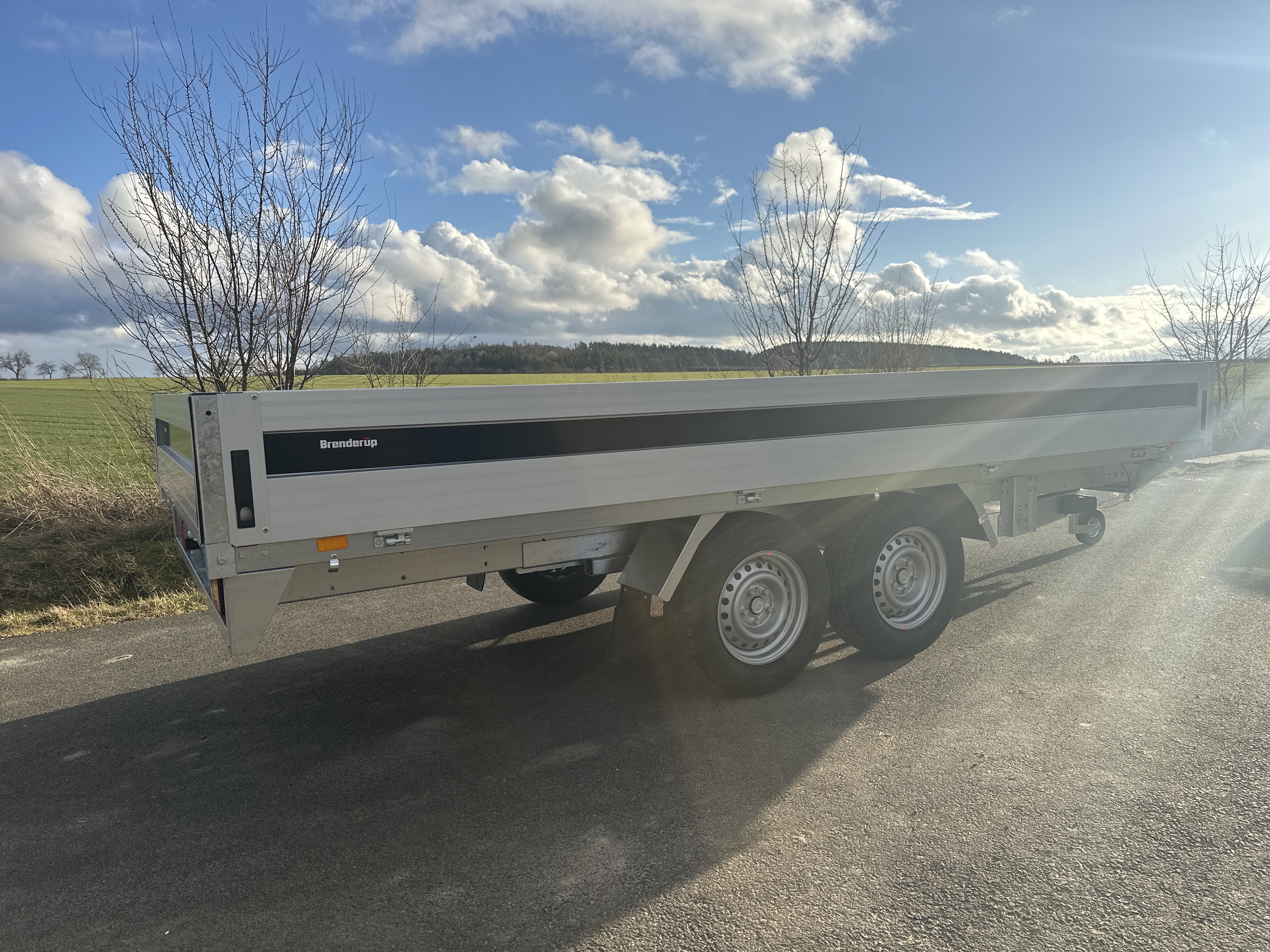 Brenderup 5420, 2500kg - INTEGROVANÉ NÁJEZDY ALU - 418x180
