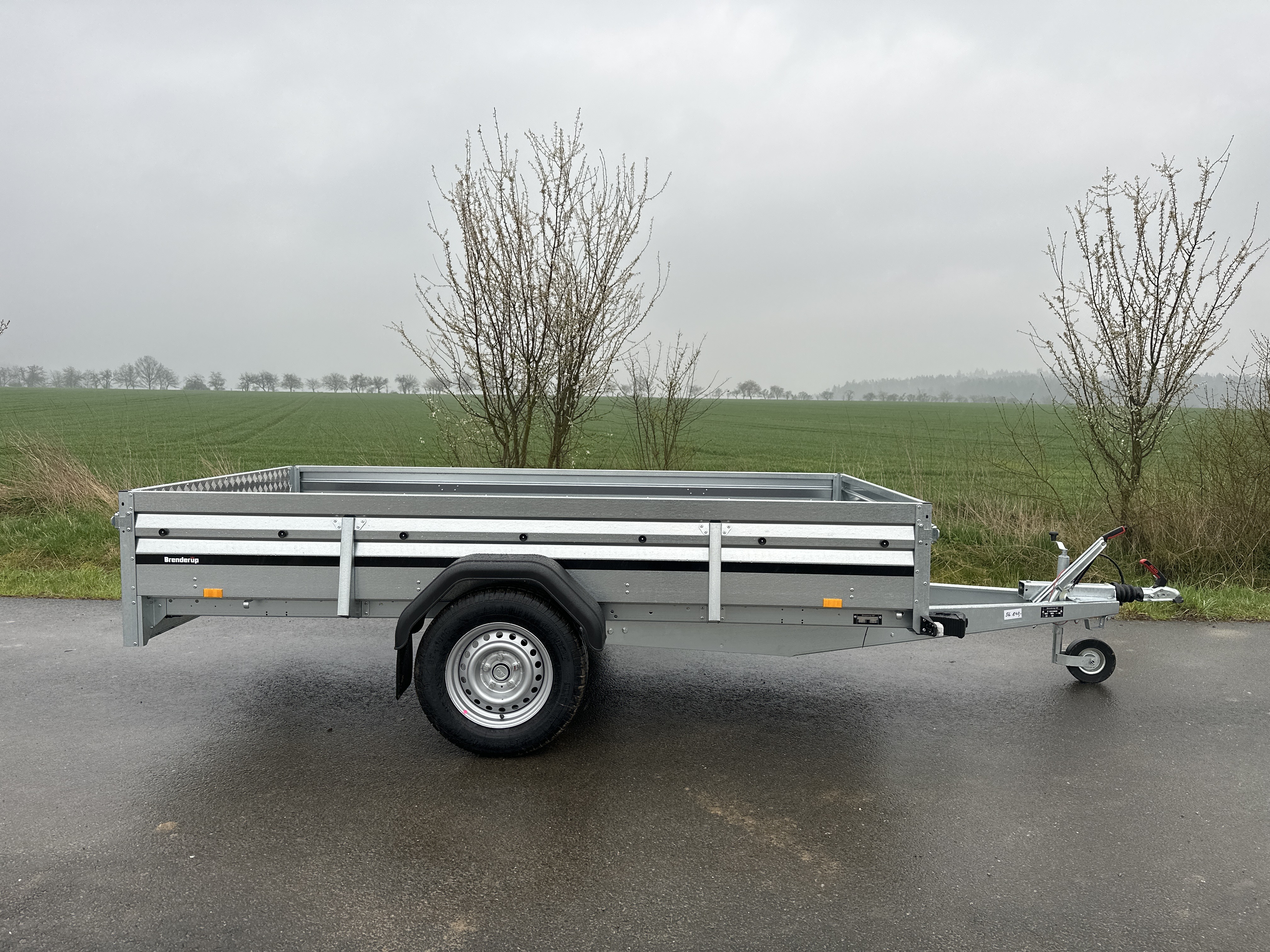 Brenderup 2300SB, sklopný, 1300 kg - 301x153