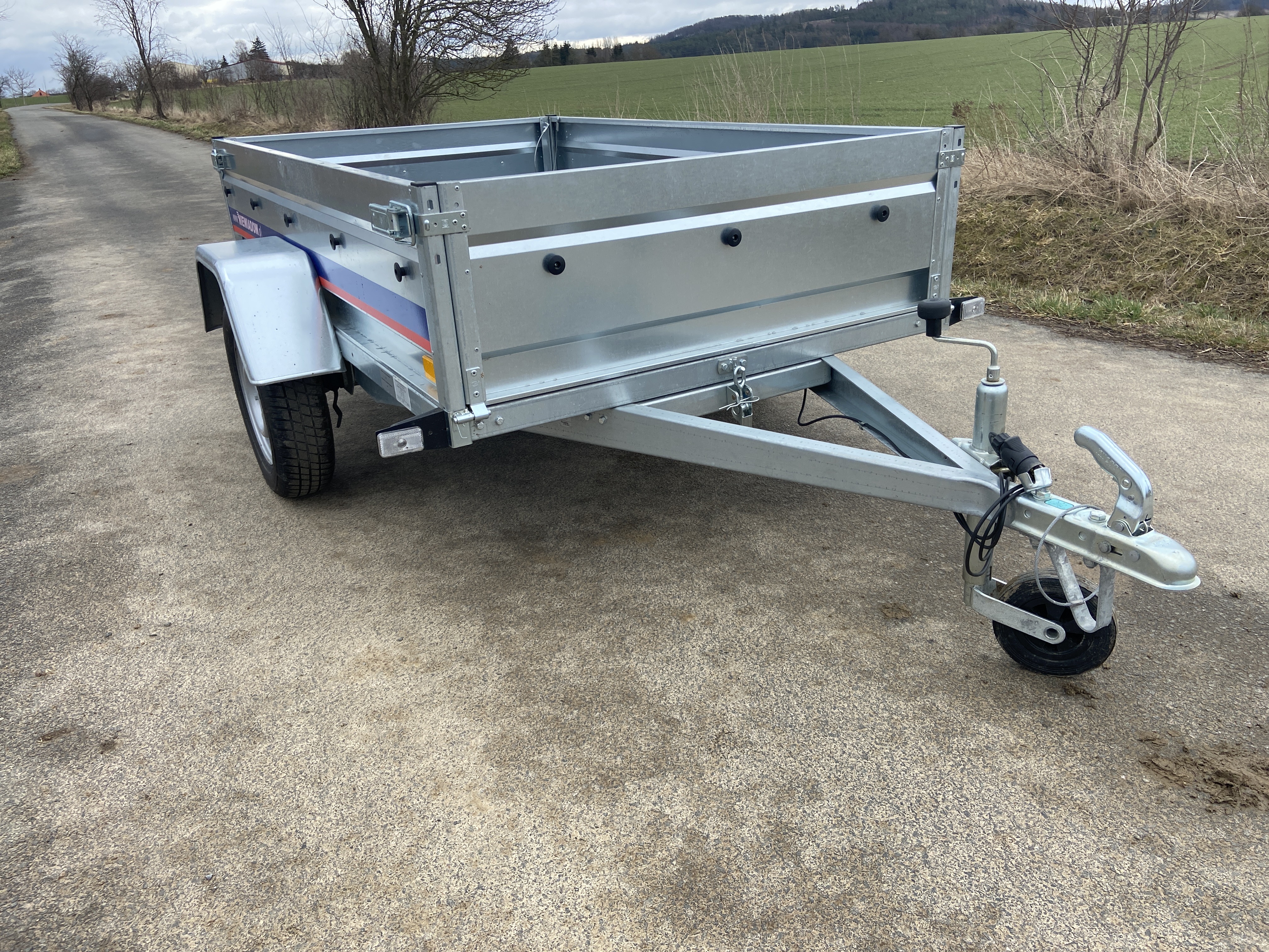 Přívěsný vozík - Niewiadow BE 7320 U sklopný - 2060 x 1210 x 380