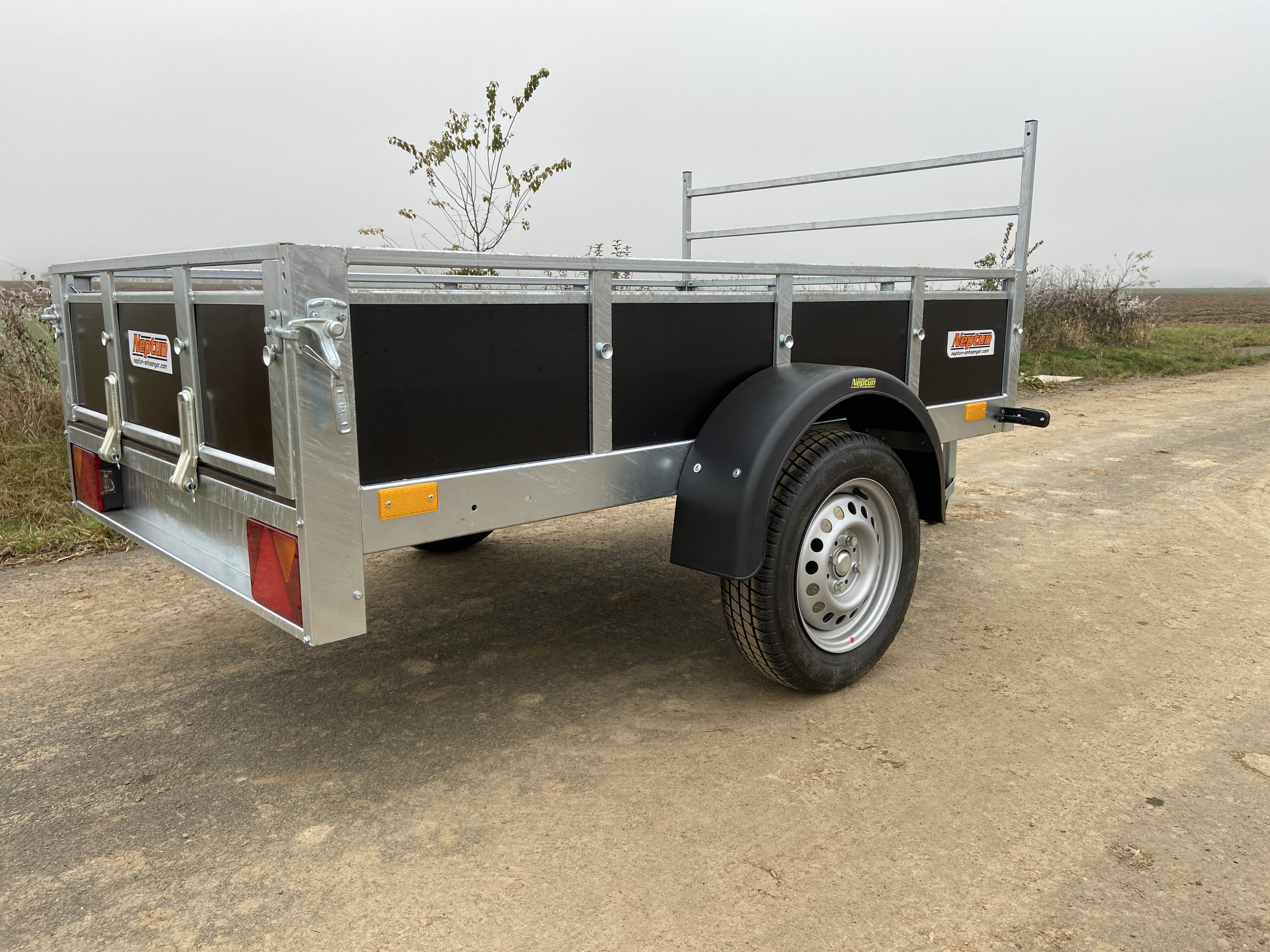 NEPTUN Trailwood - sklopný - 202x125x35,5 cm