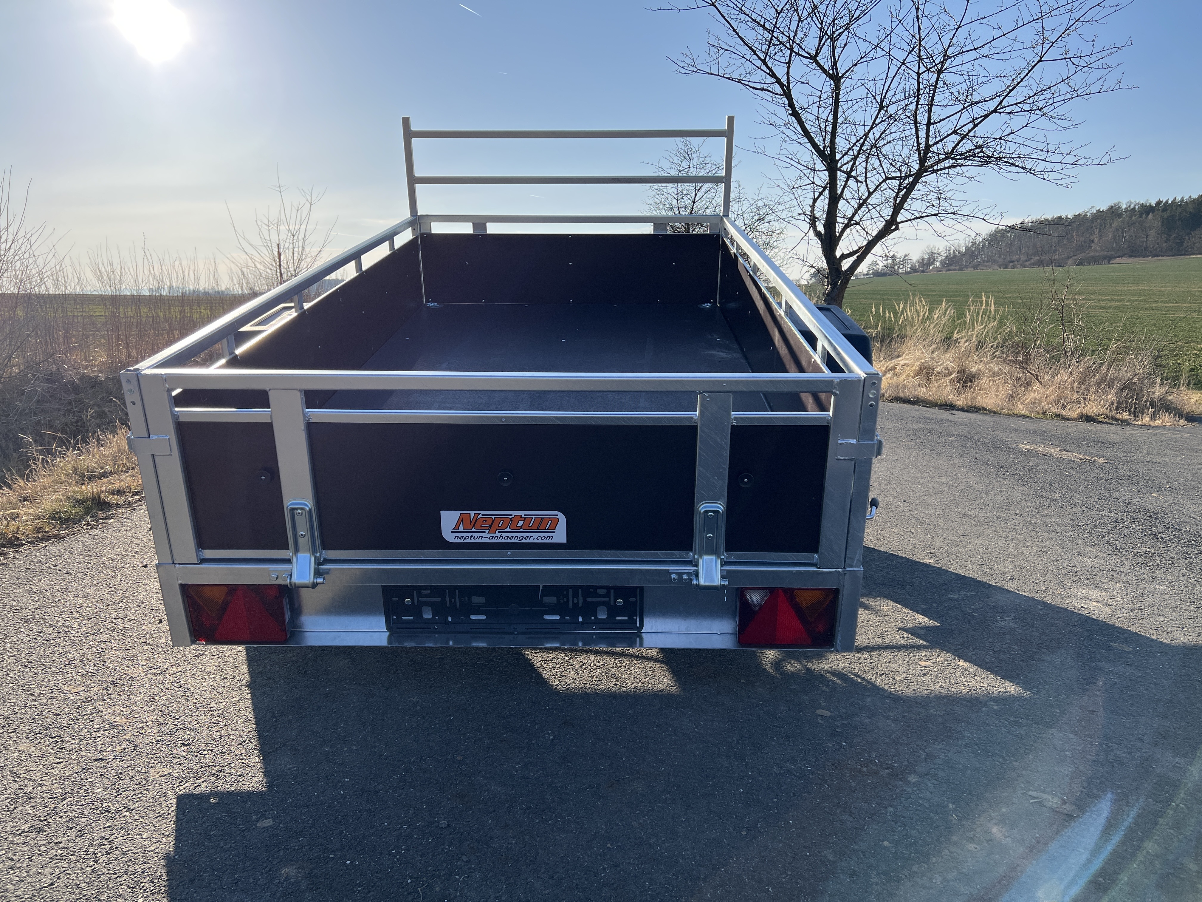 NEPTUN Trailwood - sklopný 1300 kg - 236x129x37 cm