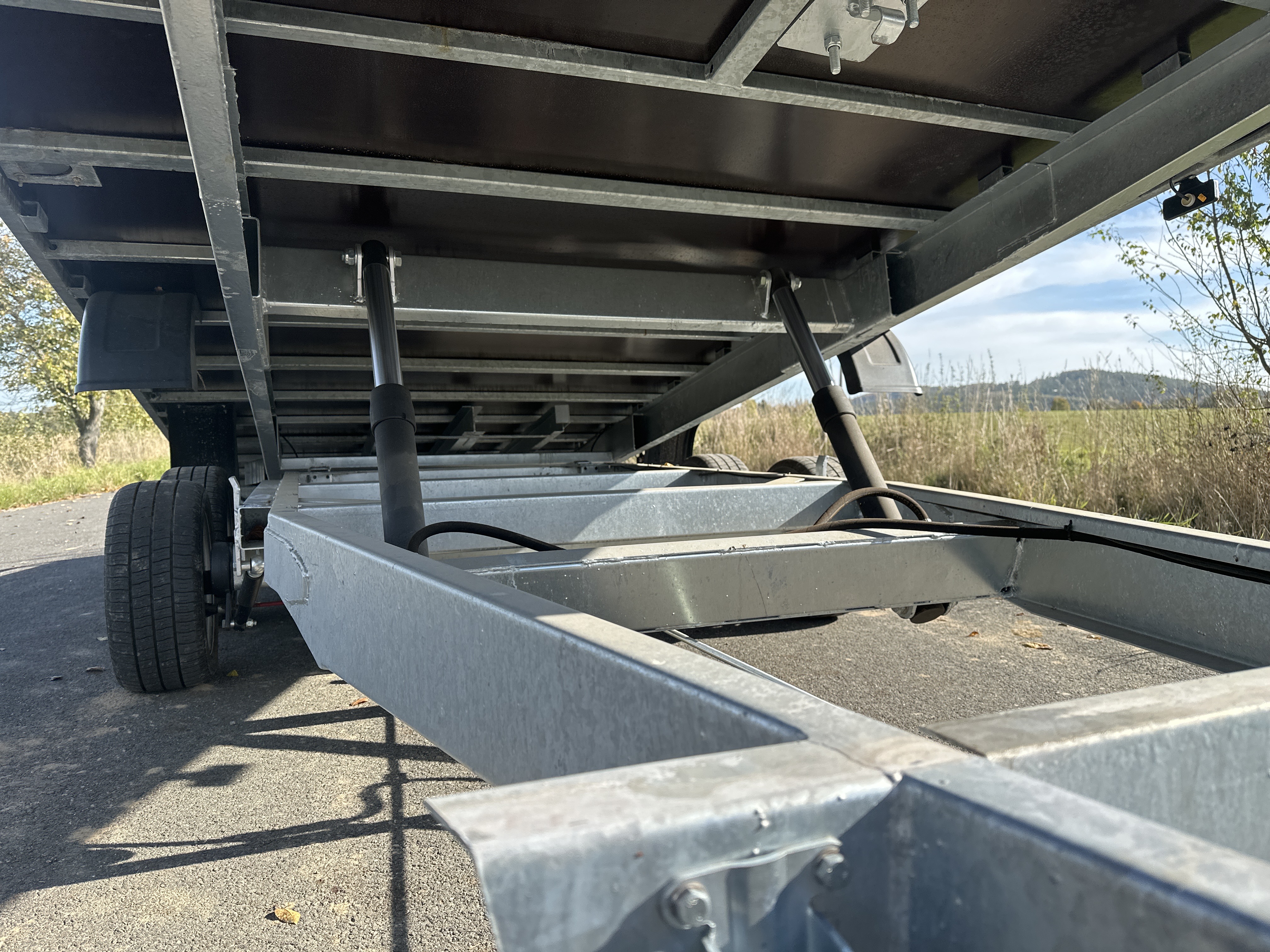 Přepravník - LENKA - 5000 x 2100 - 3500 kg