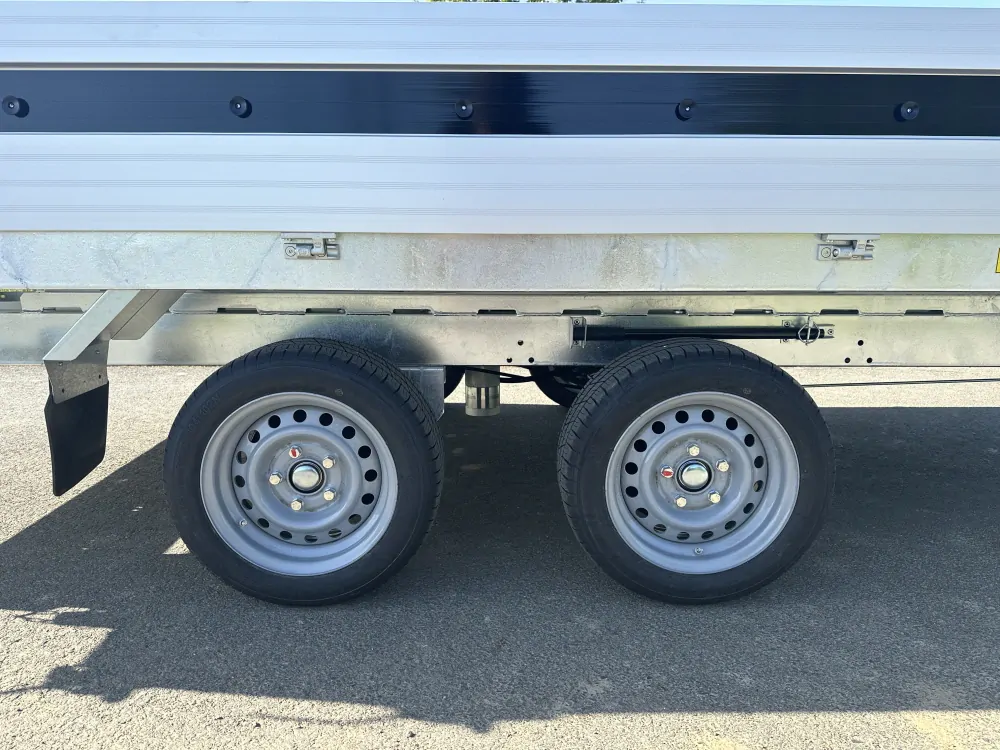 3-stranný elektrohydraulický sklápěč Brenderup, 375x180x35, 3500kg