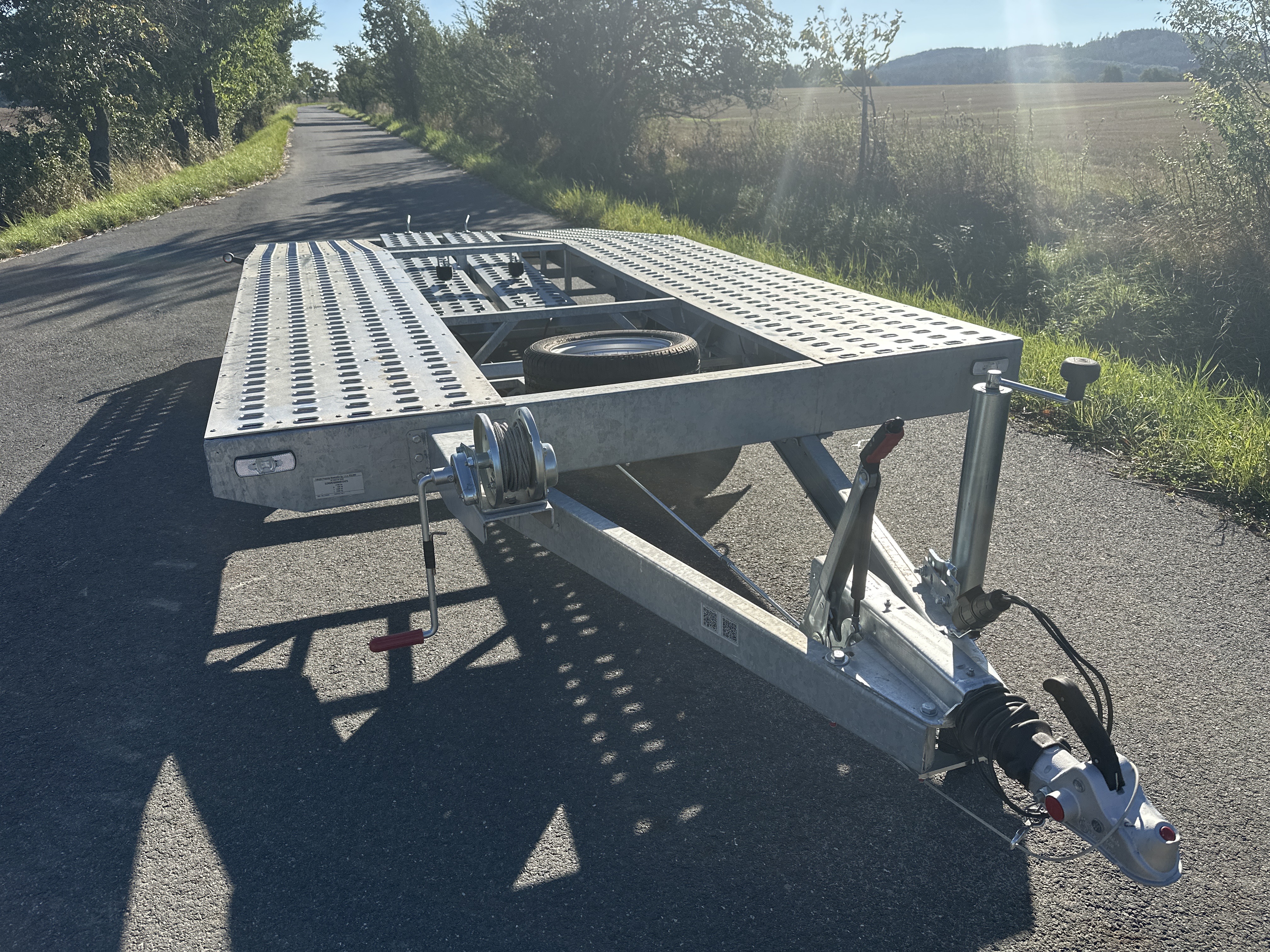 Přepravník automobilů - JUPITER - 400 x 210 cm, 2700 kg