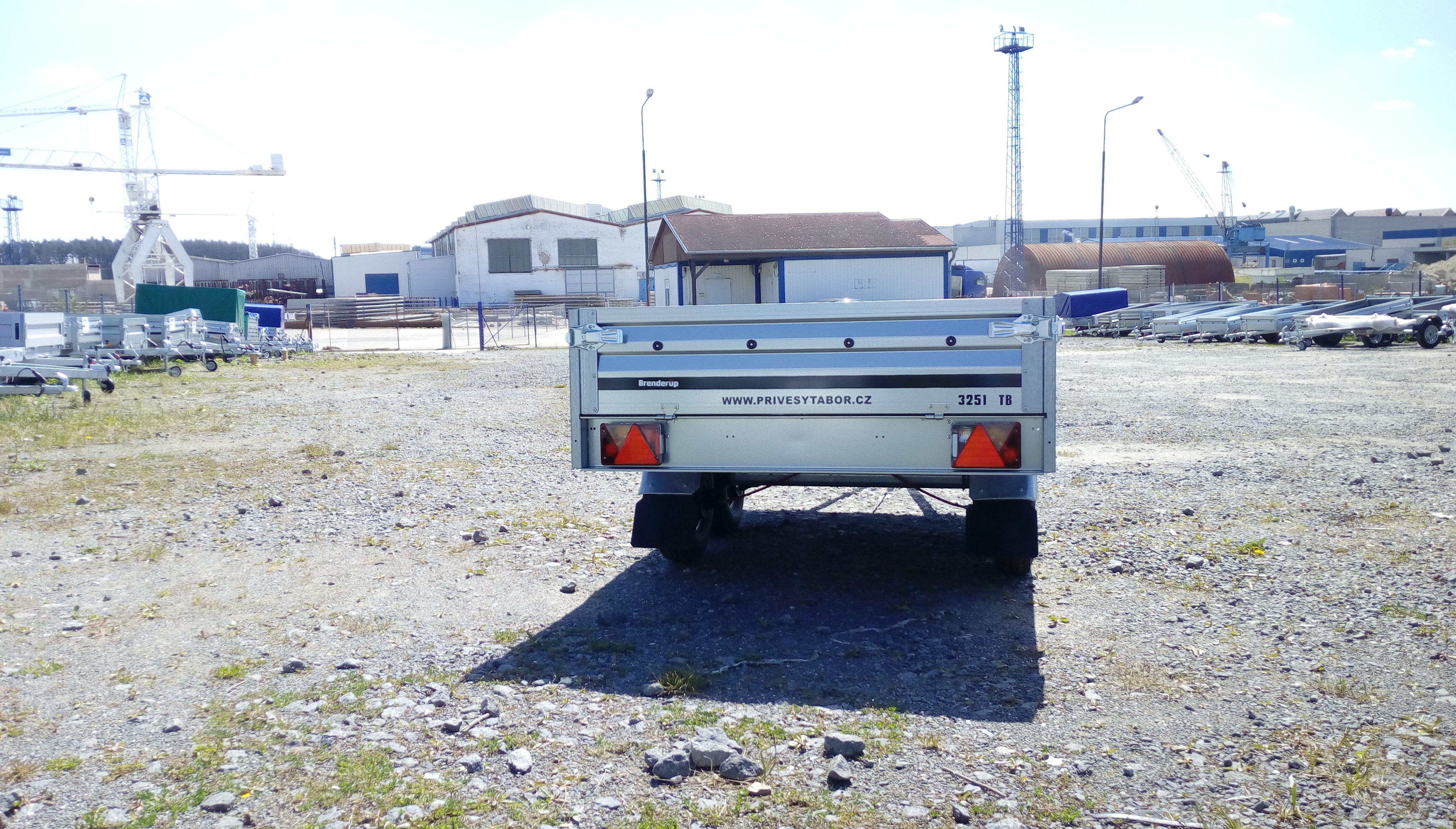 Brenderup 3251 TB 250x142 1000kg